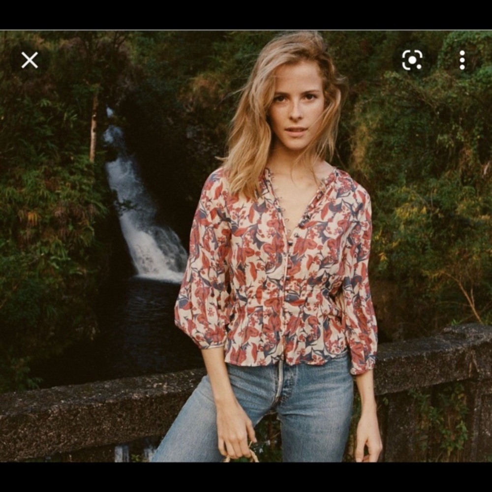 Doen Camellia Top